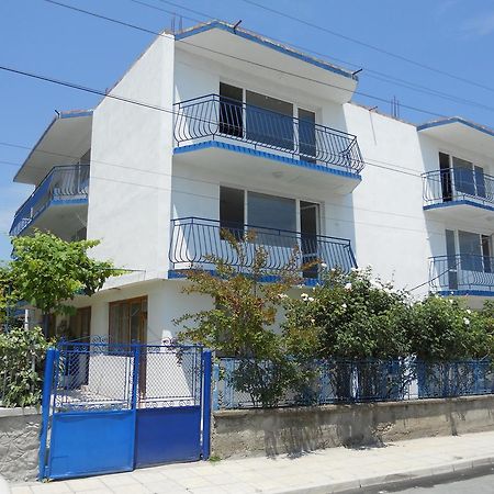 فندق أتوبولفي  "Agatopolis"- Подсигурено Безплатно Паркиране المظهر الخارجي الصورة